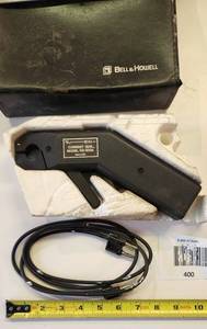 lot 400 image: FU Bell current gun model