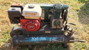 lot 478 image: Honda GX 160 5.5 Air Compressor- not running
