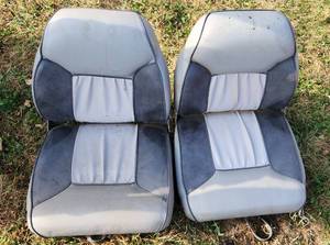 lot 482 image: Pair of Boat Seats