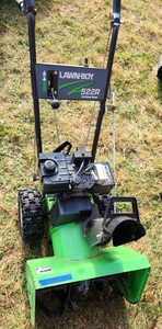 lot 483 image: Lawn Boy Snow Blower WORKS
