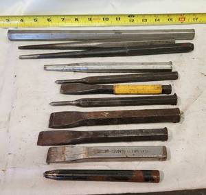 lot 151 image: Assorted Punch Set