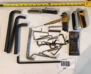 lot 420 image: Huge lot of hex keys