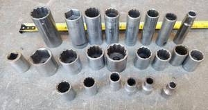 lot 229 image: Mostly Craftsman Standard Sockets