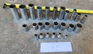 lot 231 image: 38 Drive  Metric Sockets