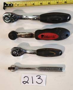 lot 213 image: RATCHETS LOT