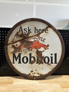 lot 1 image: Two Sided Mobiloil Sign