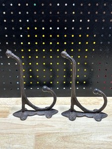 lot 49 image: Cast Iron Hooks