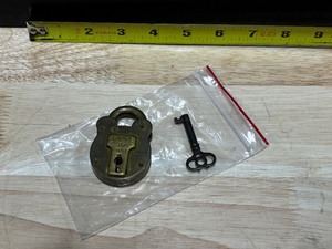 lot 73 image: Brass Squire Old English Lock with Key