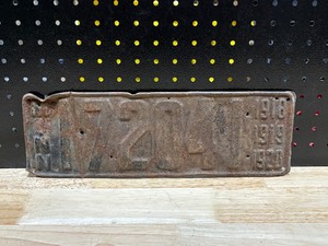 lot 79 image: Vintage License Plate