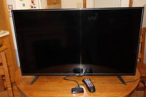 lot 16 image: 40-Inch LED RCA TV RT4038 FHD-TV wROKU