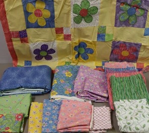 lot 139 image: Bulk Quilting Fabrics wProject Started...