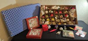 lot 153 image: Christmas is Coming Vintage Ornaments in Decorative Storage Box