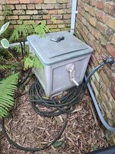 lot 177 image: Hose Reel Along With Extra Hose