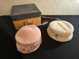 lot 131 image: Womens Stylist Hats From Daytons