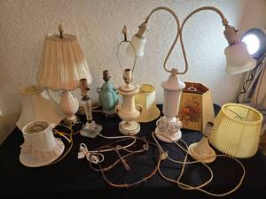 lot 213 image: Lamp Collection Needing Some TLC