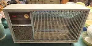 lot 204 image: Sears Kenmore Dual Heater