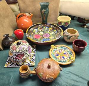 lot 113 image: Festive & Colorful Pots, Pitcher & Plate