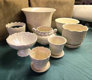lot 114 image: White Collection of Pots