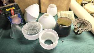 lot 220 image: Glass Lamp Shade Collection