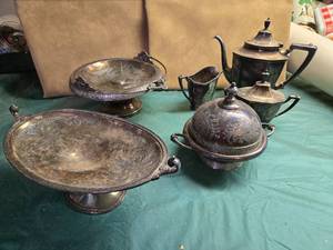 lot 48 image: Silver Plated Serving Pieces