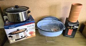 lot 246 image: Rival Crock Pot, Roasting Pan & Wine Cooler