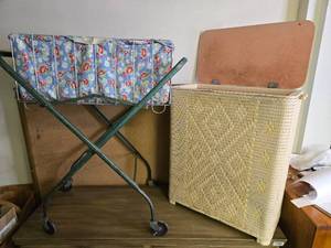 lot 250 image: Laundry Cart For A Chute & Vintage Hamper