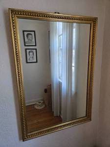 lot 266 image: Gorgeous Hanging Mirror