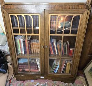 lot 280 image: Marvelous Vintage Book Cabinet with Glass Front & Light