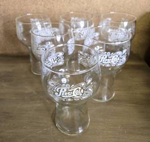 lot 6 image: Vintage Pepsi-Cola Glass Collection