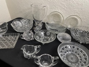lot 326 image: Cut Glass Prettys & Other Crystal Pieces