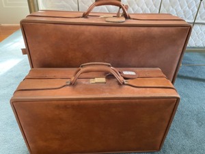 lot 160A image: Vintage Two Leather Suitcases