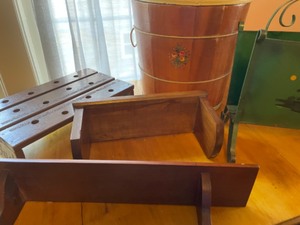lot 51A image: Fun Vintage Lot with Wooden Shelves, Metal Magazine Rack