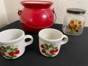 lot 65A image: McCoy Pottery with Red Bean Pot & Cute Strawberry Mugs