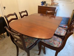 lot 129 image: 7 Piece-Duncan Fife Drop Down Sides Dining Room Set