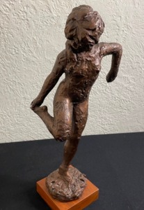 lot 27A image: Austin Prod Edgar Degas #875 Women Holding Foot Statue