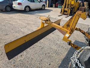 lot 2 image: 7ft Countryline 3pt. blade