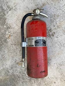 lot 8 image: Large dry chemical fire extinguisher