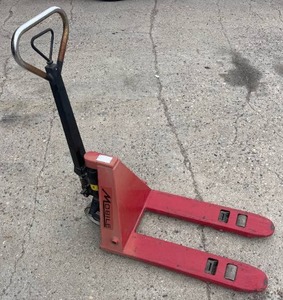 lot 10 image: Mobile Pallet Jack