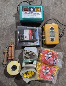 lot 17 image: Electric Fence Equipment