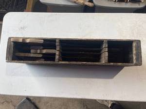 lot 18 image: Set a five antique hand saws