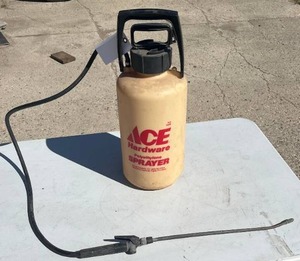 lot 22 image: Ace polyethylene Sprayer