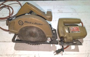 lot 49 image: Black& Decker circular saw and jigsaw