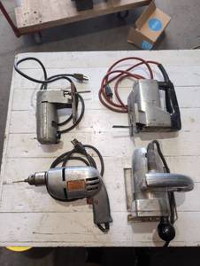 lot 57 image: Lot of (4) Power Tools