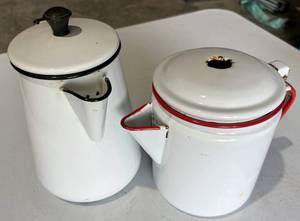 lot 15 image: Antique teapots