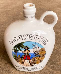 lot 17 image: Decorative rum bottle