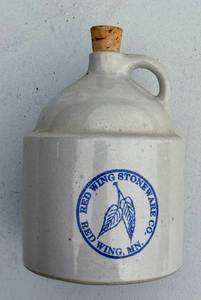 lot 36 image: Red Wing Stoneware collectible crock