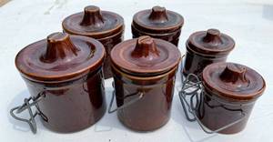 lot 38 image: Set of 6 stoneware jars