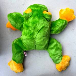 lot 104 image: Beanie Buddies