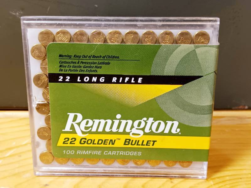 lot 14 image: Box of 100  Remington Golden Bullet Ammo .22 LR Rimfire Cartridges 40gr Plated Round Nose