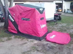 lot 1 image: Eskimo thermal flipover fish house